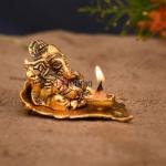 Hand-Carved Ganesh Diya Oil Lamp | Compact Temple Lamp | Traditional Puja Diya | Festival Home Decor | Sacred Gift Collection