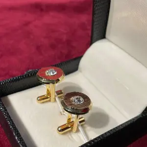 Round Golden Designer Cufflinks - Premium Executive Luxury Excellence | Jaipurio