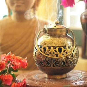 Classic Kalash Dhoop Pot & Candle Holder | 15.2 × 15.2 × 20.3 cm Traditional Brass Decor | Sacred Home Art