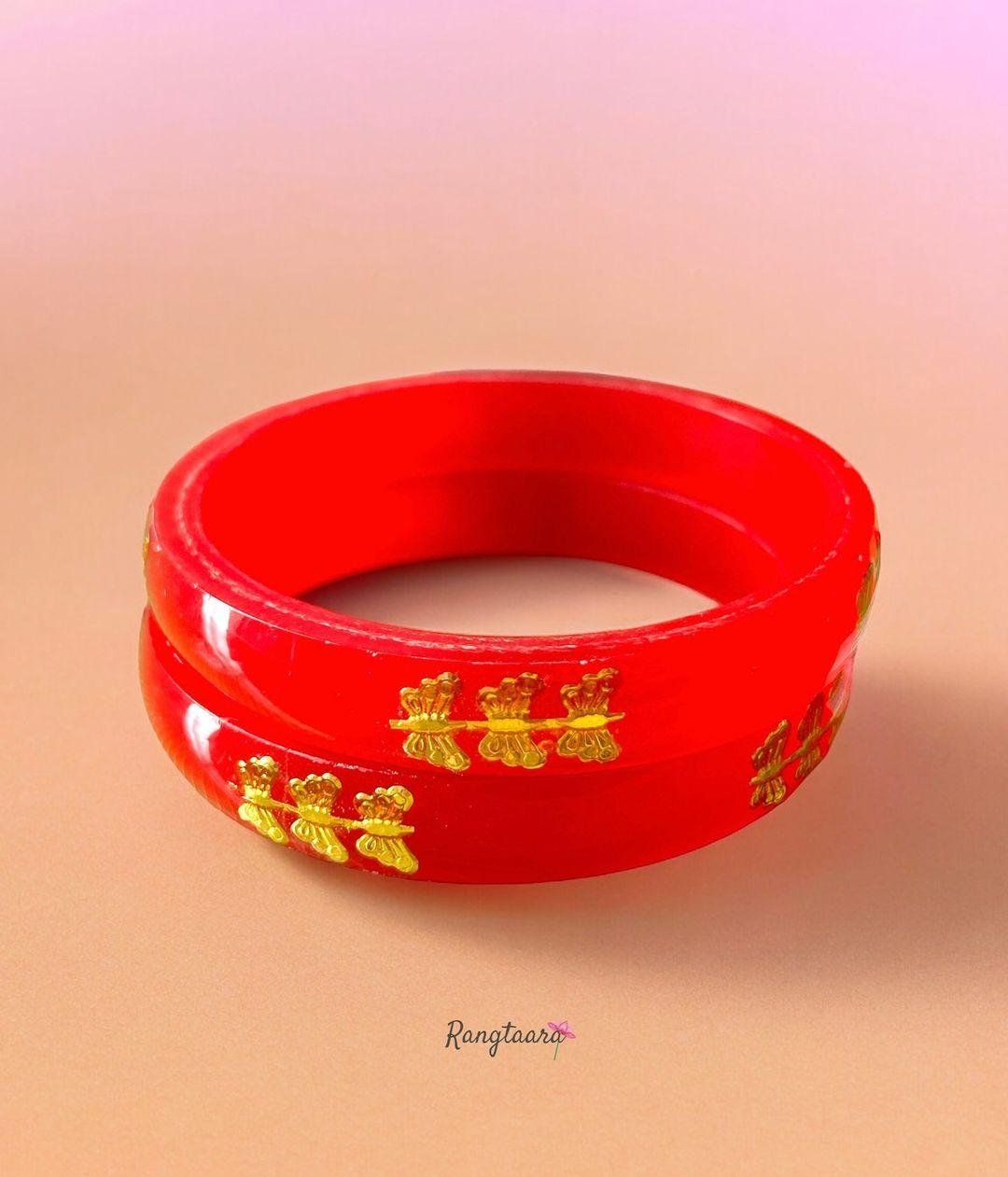 dailywear-laal-kade-bangles-women-indianwedding-style-trend-instagram-instadaily-2